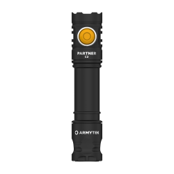 Latarka Armytek Partner C2 Magnet USB (białe światło) 2