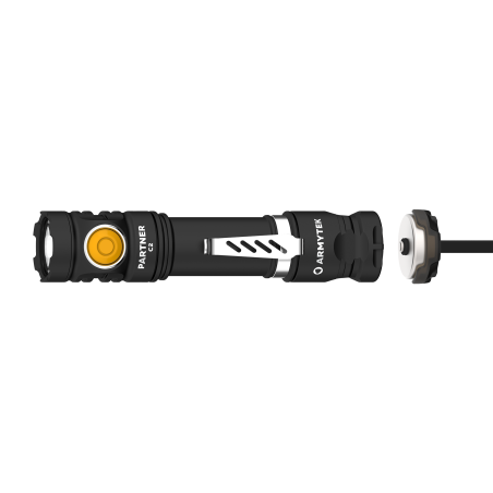 Latarka Armytek Partner C2 Magnet USB (białe światło)