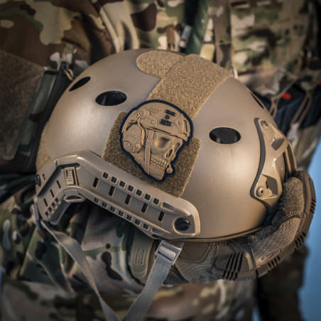 M-Tac naszywka War is Hell 3D PVC 