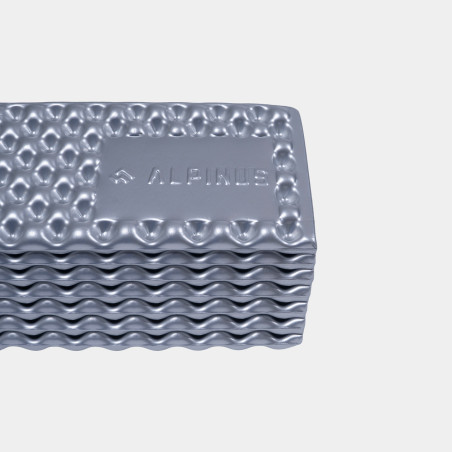 Alpinus Karimata Orawa