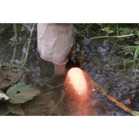 Latarka taktyczna Armytek Dobermann (czerwone światło)