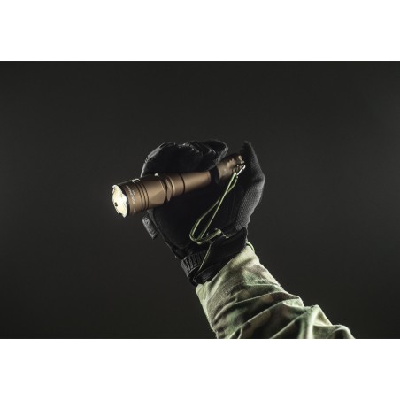 Latarka Armytek Dobermann Pro Magnet USB Sand (ciepłe światło)