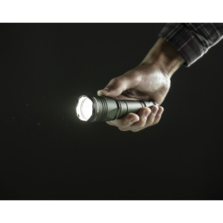 Latarka Armytek Dobermann Pro Magnet USB Olive (ciepłe światło)