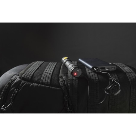 Latarka Armytek Partner C2 Magnet USB (białe światło)